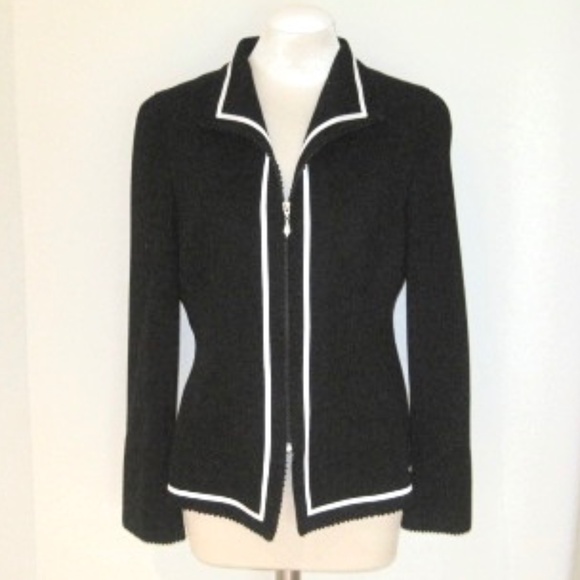 Karen Perry Wool Jacket - Picture 2 of 9